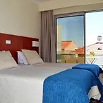 Apolo מלון 3*