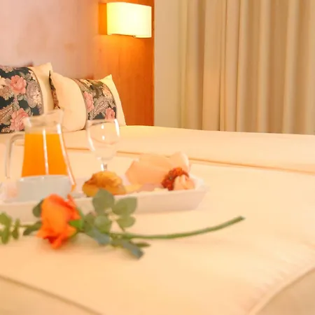 Hotel Apolo 3*